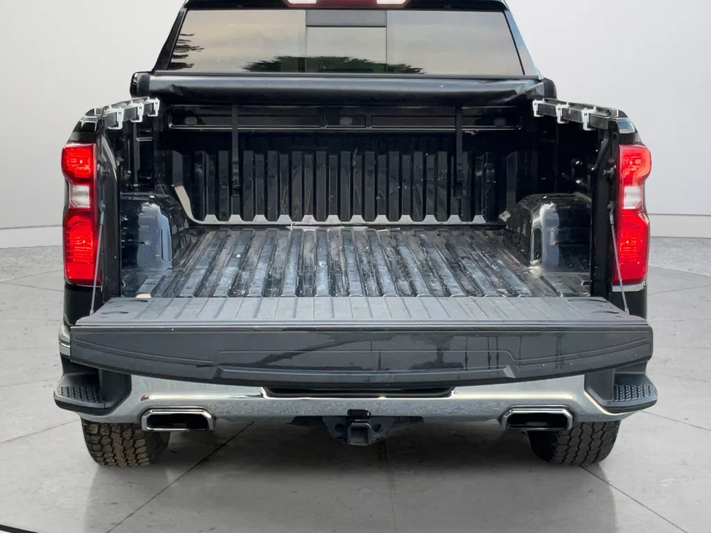 Used 2021 Black Chevrolet LT image 36