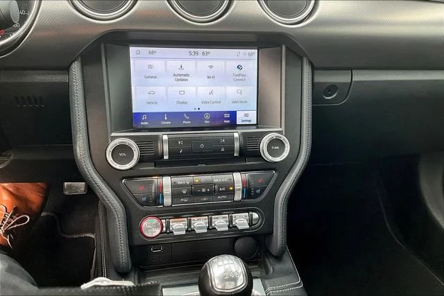2022 Ford Mustang GT Premium - Photo 14