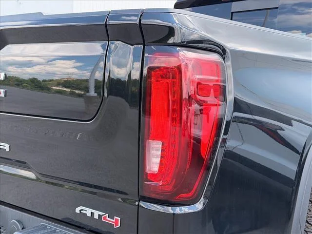 Used 2026 Onyx Black GMC AT4 image 10