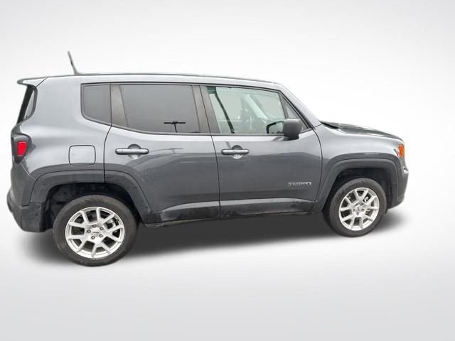 Used 2023 Gray Jeep Latitude image 6