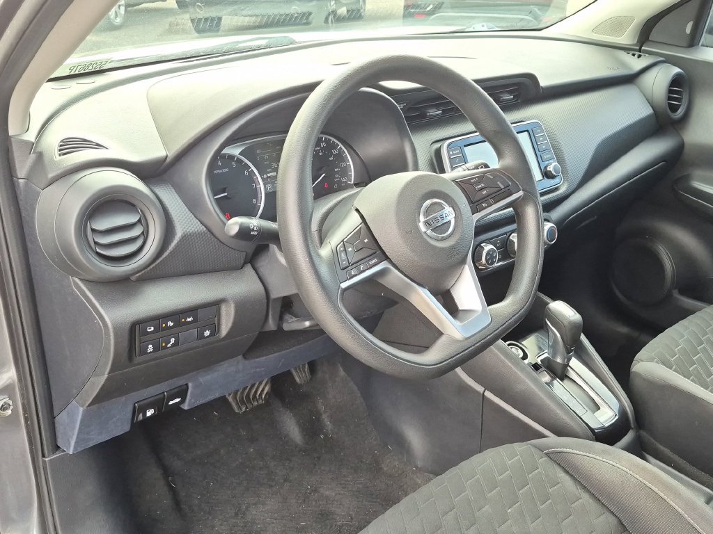 Used 2021 Gray Nissan S image 34