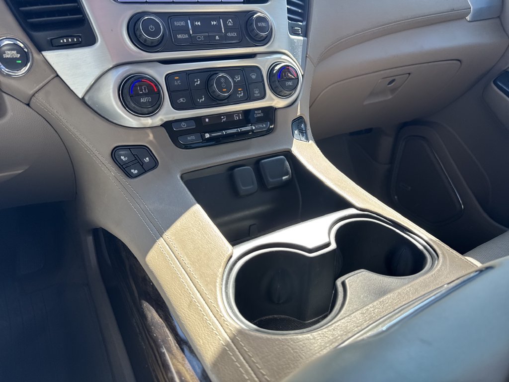 Used 2018 White GMC SLT image 23