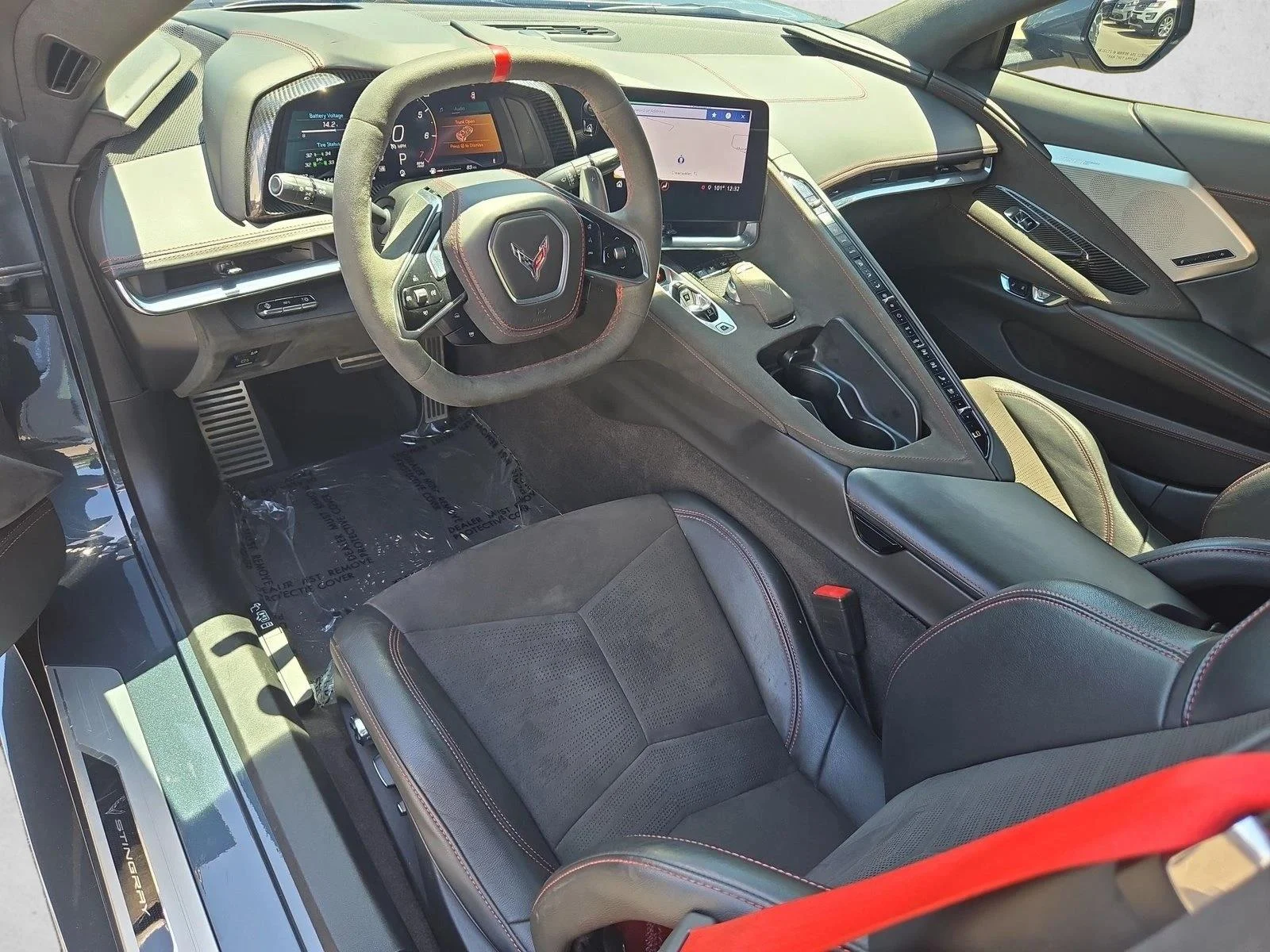 Used 2020 Shadow Gray Metallic Chevrolet 3LT image 17