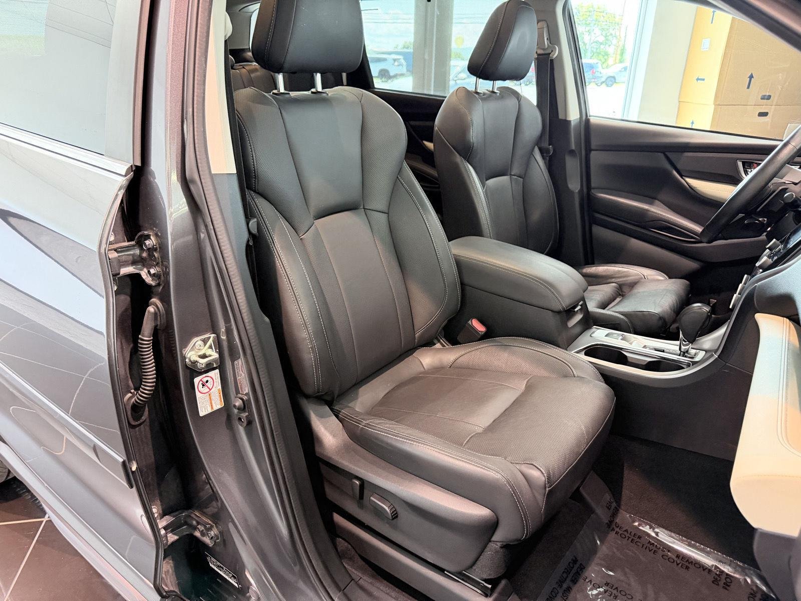 Used 2020 Magnetite Gray Metallic Subaru Limited image 33