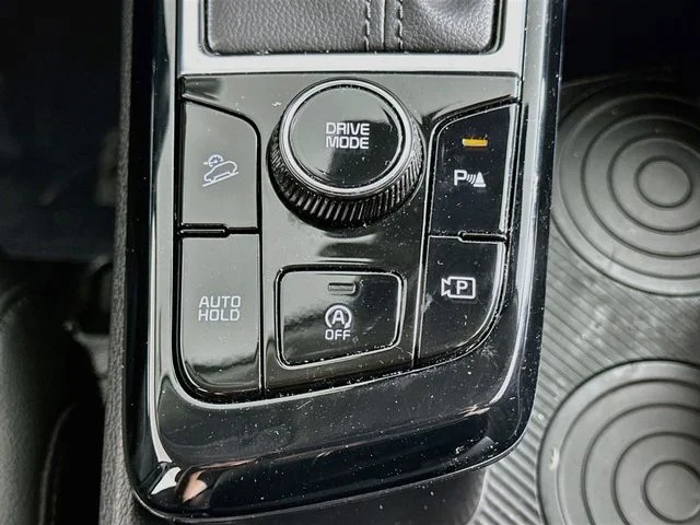 Certified Pre-Owned 2025 Kia Sportage EX
