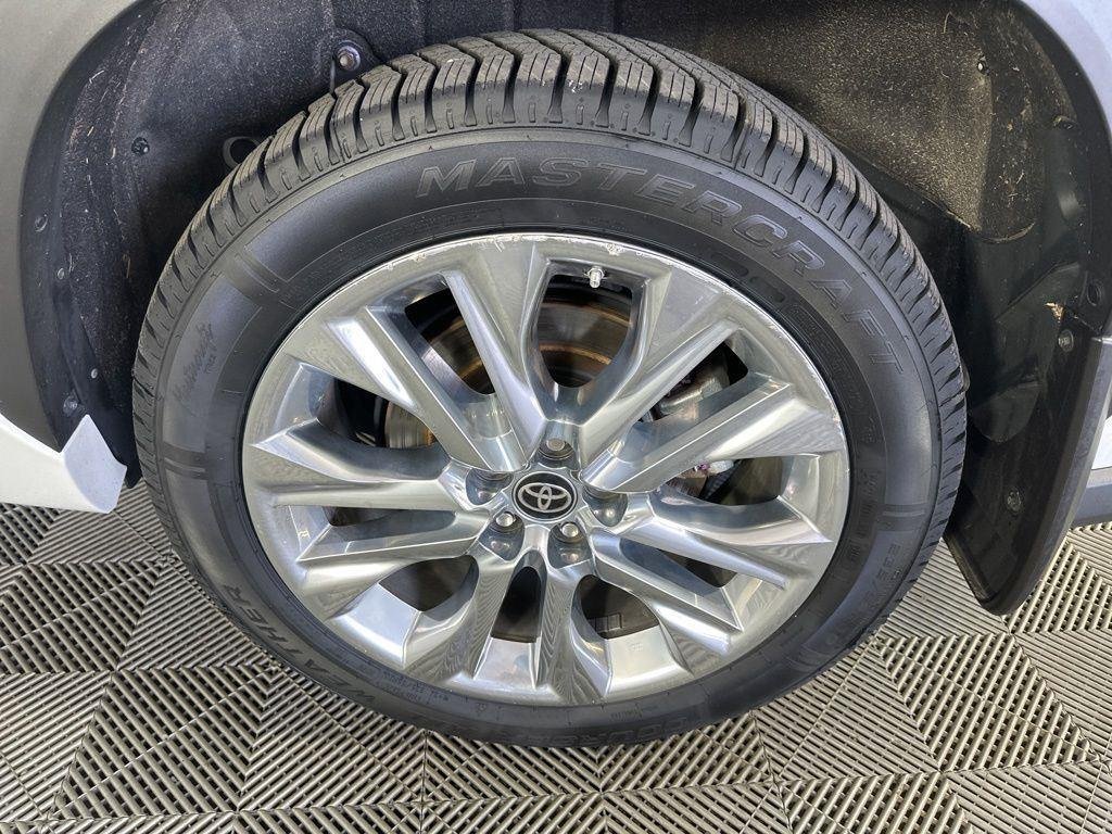 Used 2023 Pearl Toyota Limited image 11