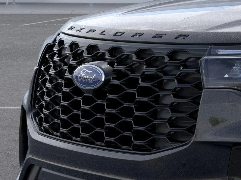 New 2026 Agate Black Metallic Ford ST-Line image 17