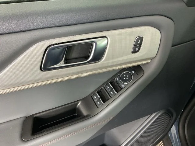 Used 2026 Vapor Blue Ford Active image 14