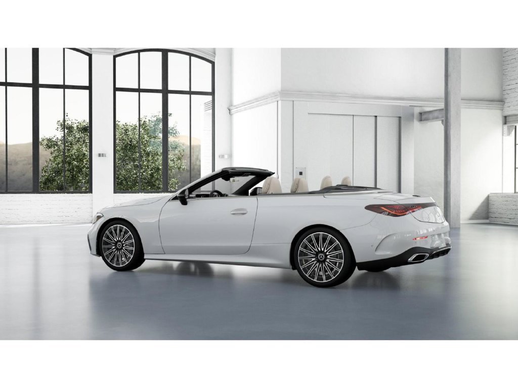 Certified Used 2025 Polar White Mercedes-Benz CLE 300 4MATIC® image 31