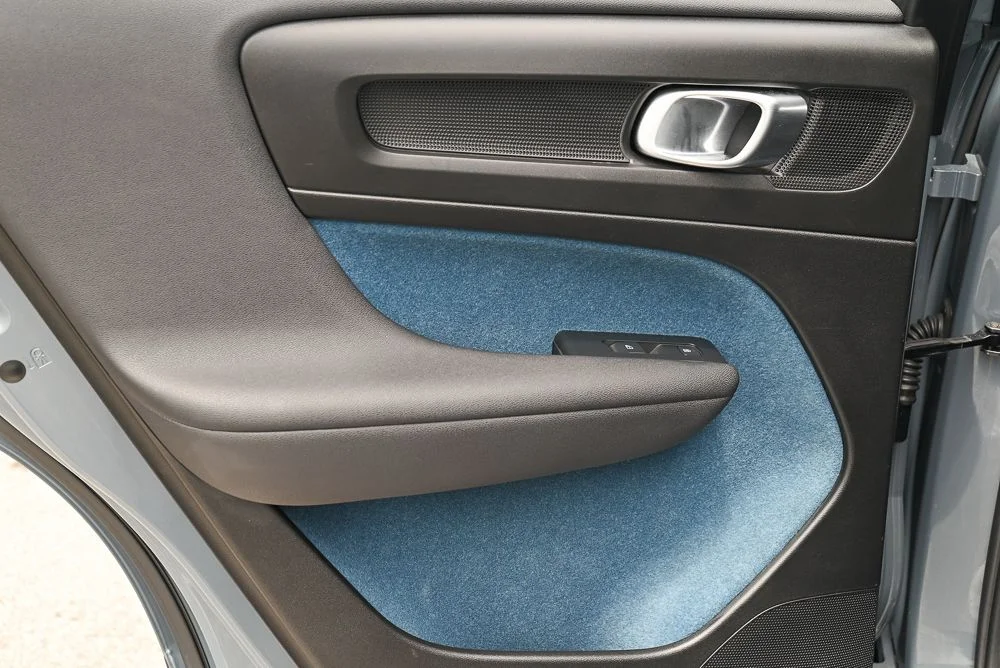 Used 2023 Gray Volvo Ultimate image 17