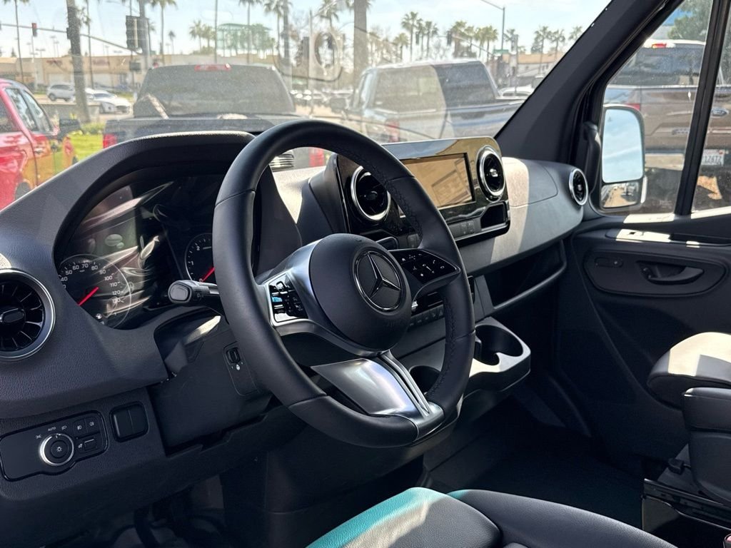 2025 Mercedes-Benz Sprinter Passenger Van Base - Photo 27