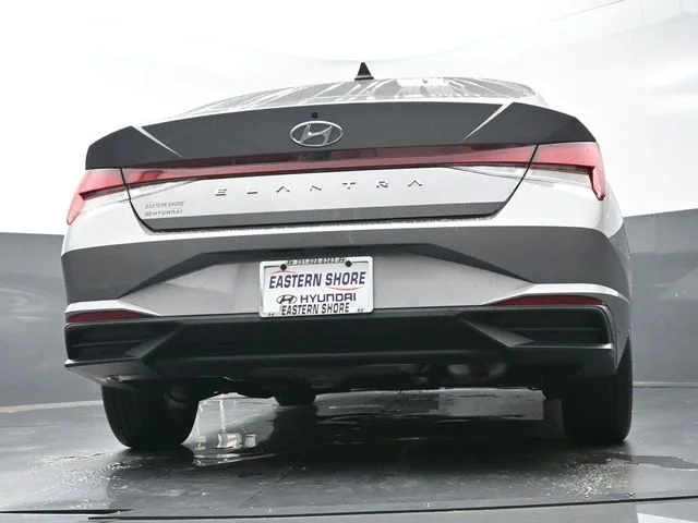 Used 2023 Silver Hyundai SEL image 35