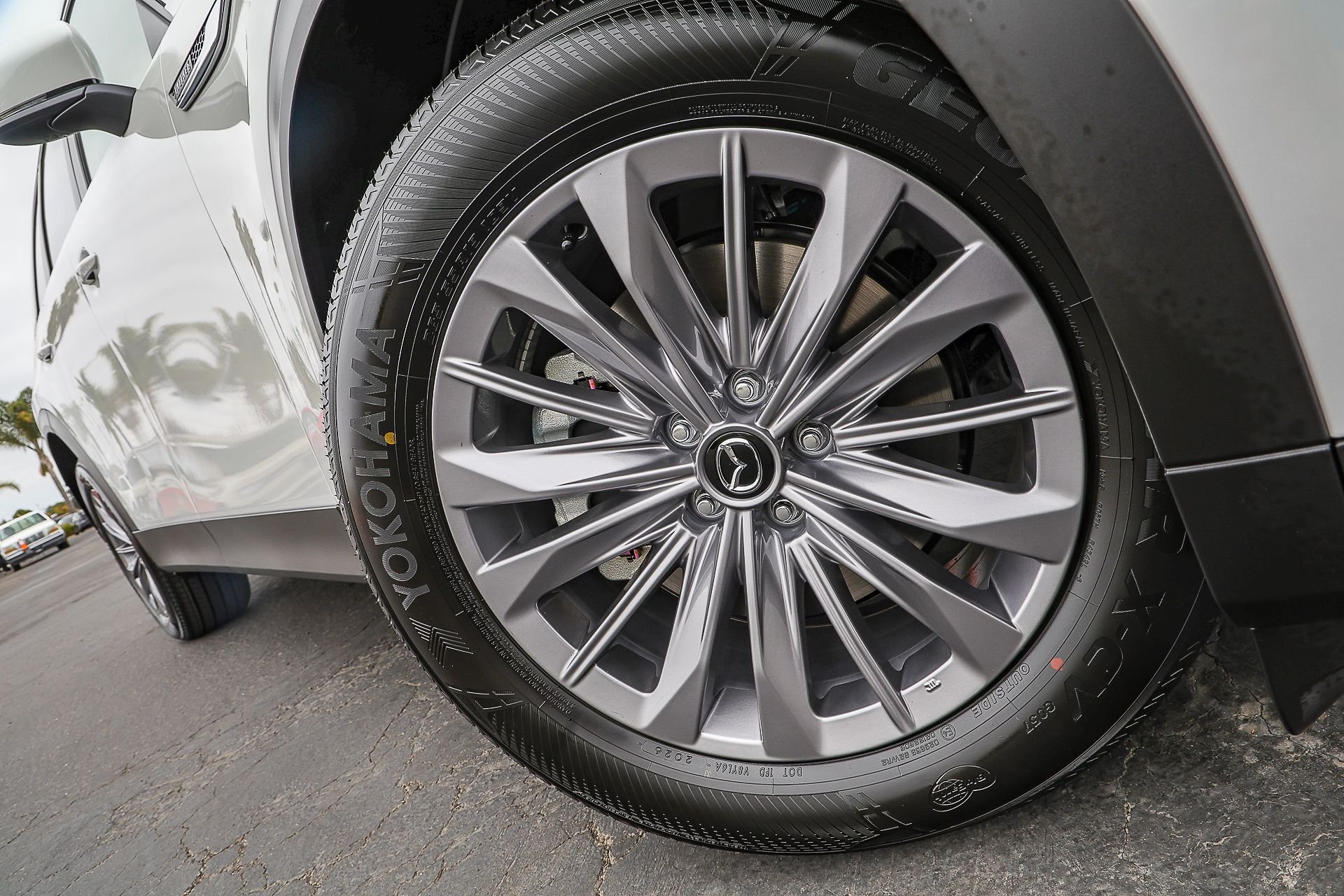 New 2026 Rhodium White Premium Mazda 3.3 Turbo Select AWD image 2