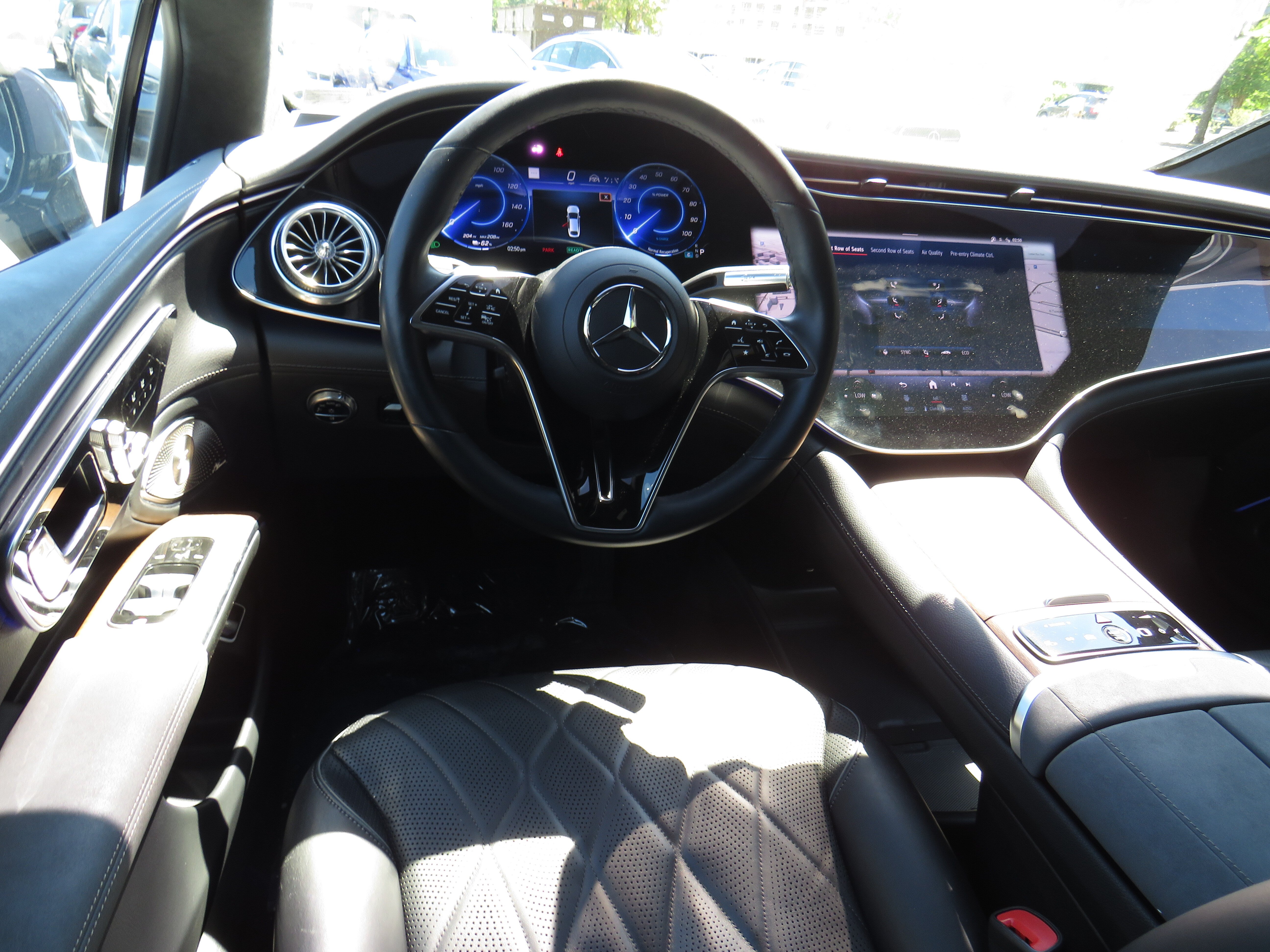 Certified Used 2023 Twilight Blue Metallic Mercedes-Benz EQS 580 4MATIC® image 8