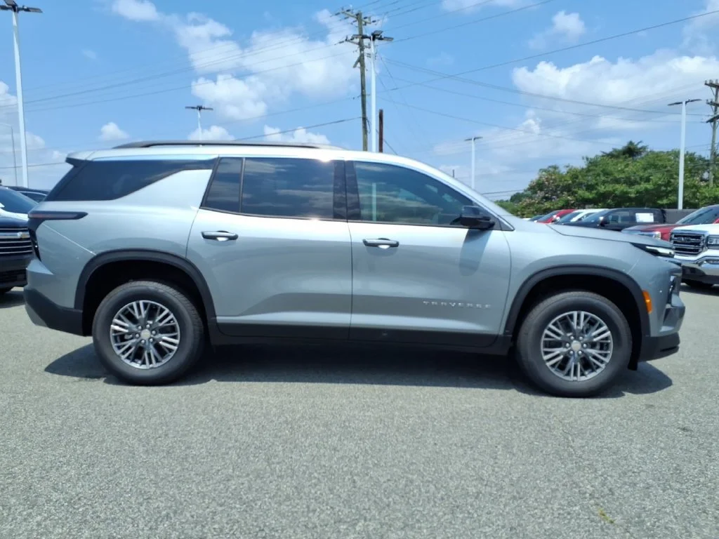 2026 Chevrolet Traverse LT - Photo 34