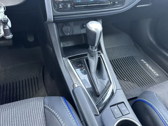 Used 2017 Gray Toyota SE image 20