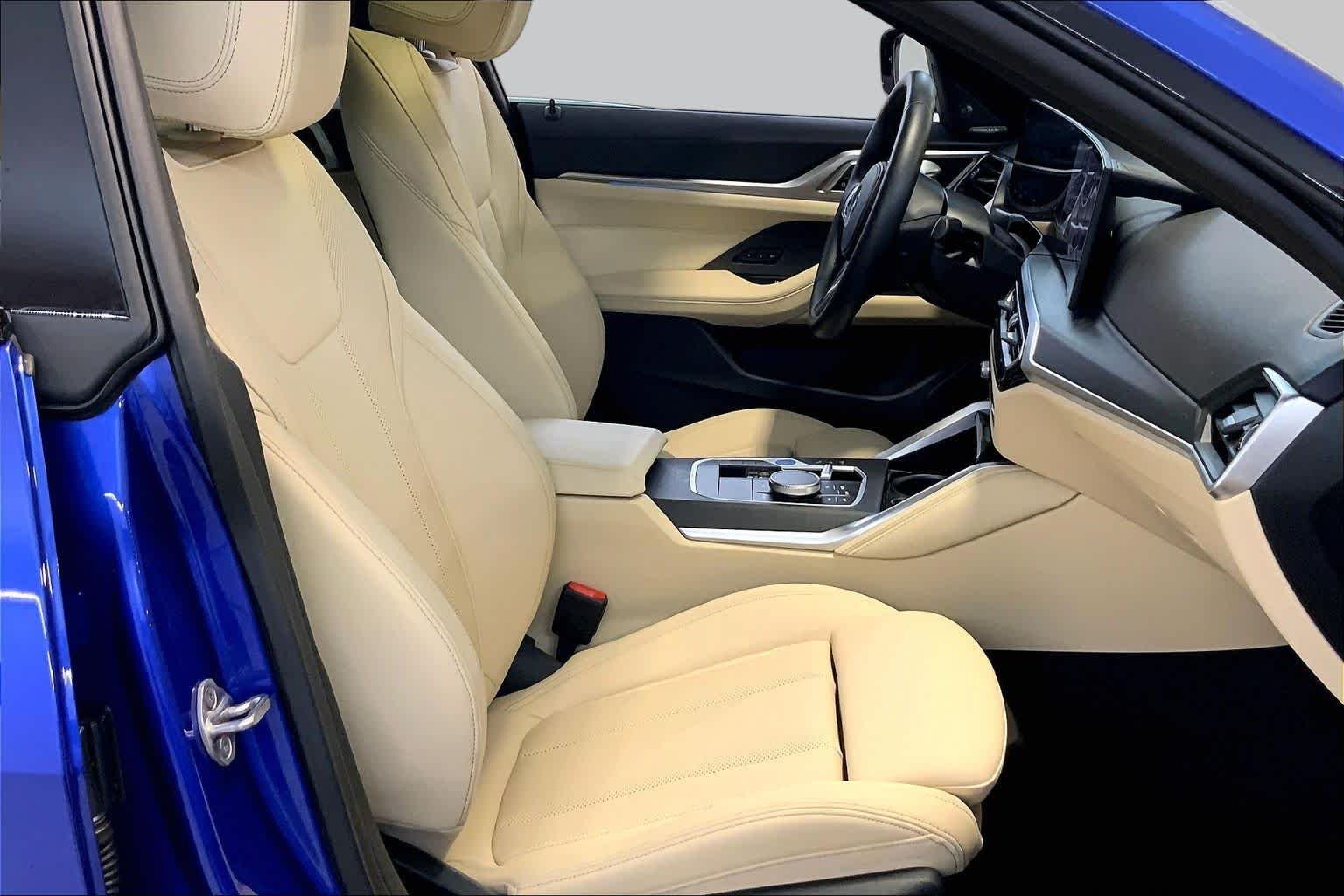 Used 2024 Portimao Blue Metallic BMW xDrive40 image 8