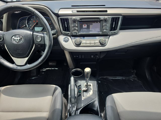 Used 2015 Magnetic Gray Metallic Toyota Limited image 15