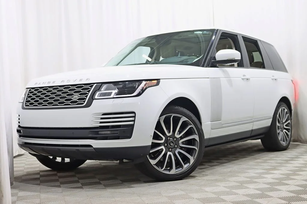 Used 2021 White Land Rover Westminster image 7