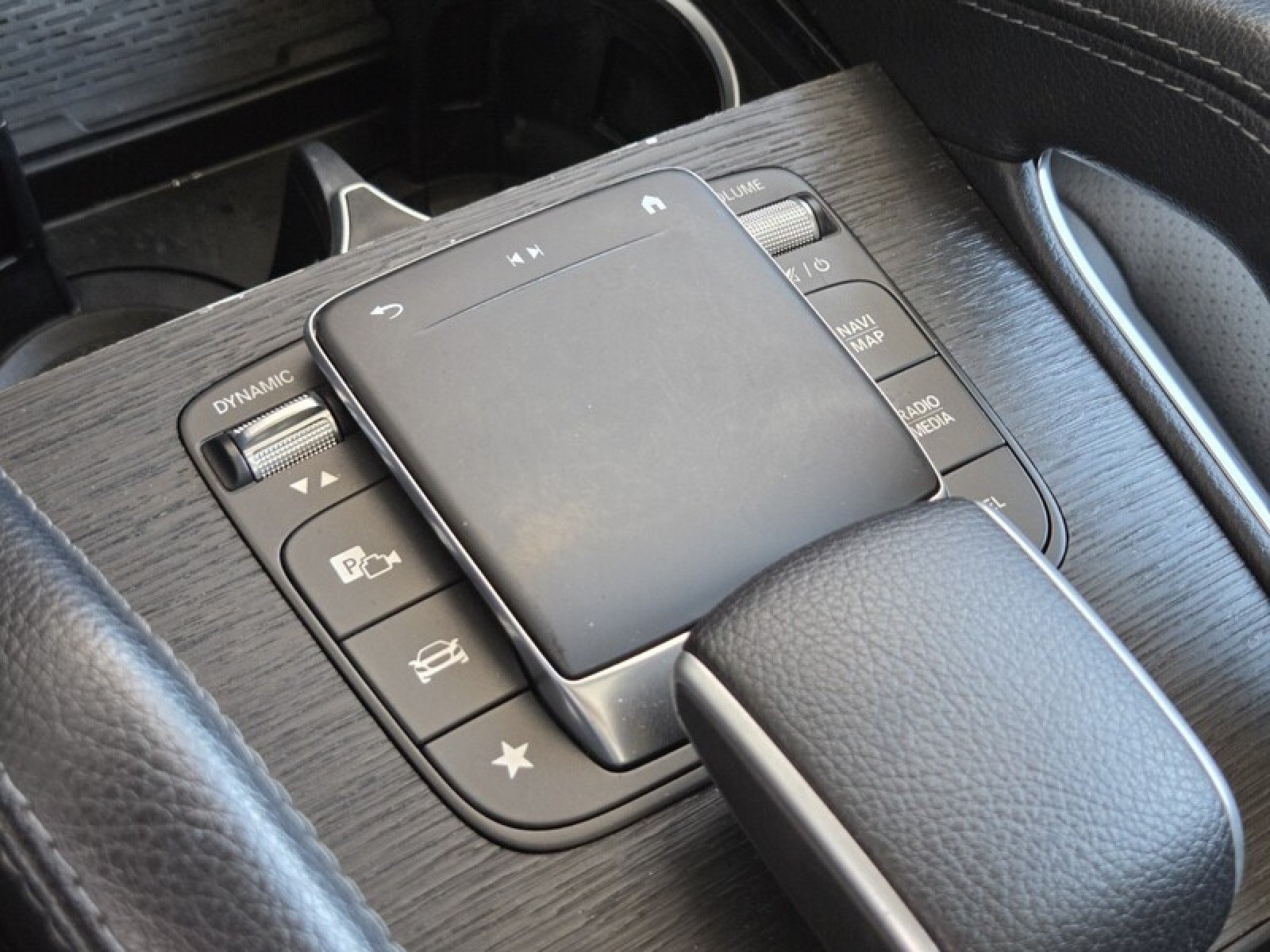 Certified Used 2023 Black Mercedes-Benz GLE 350 image 34