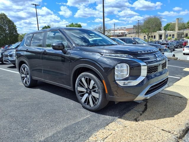 2026 Mitsubishi Outlander SE S-AWC's photo