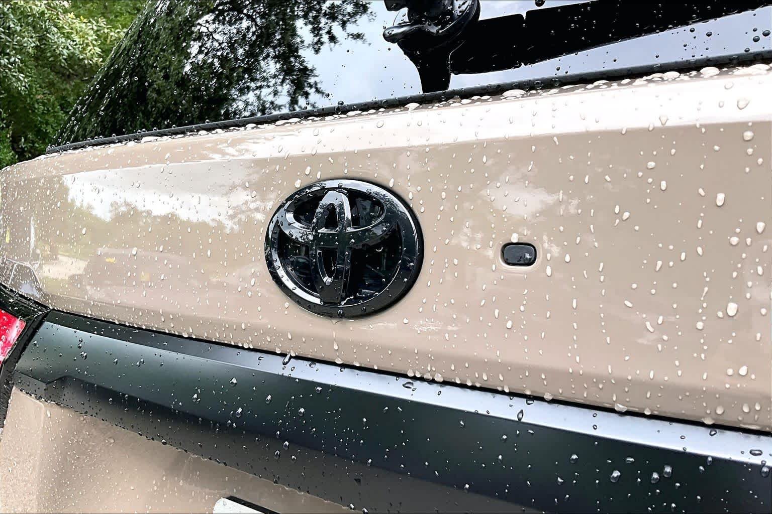 Used 2025 MUDBATH Toyota Platinum image 31