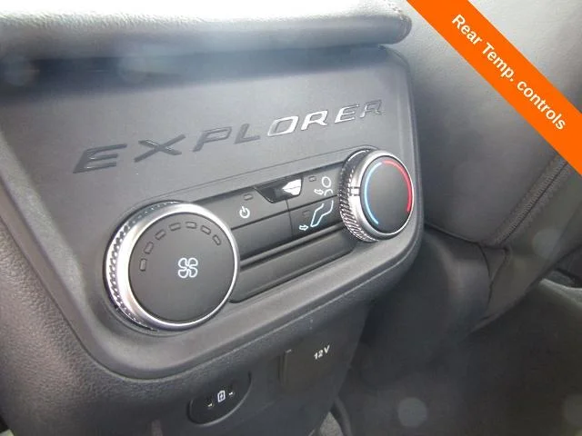 New 2027 Avalanche Gray Ford Active image 55