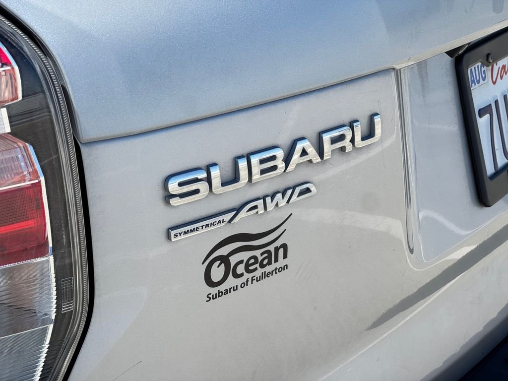 Used 2017 Ice Silver Metallic Subaru 2.5i Premium image 24
