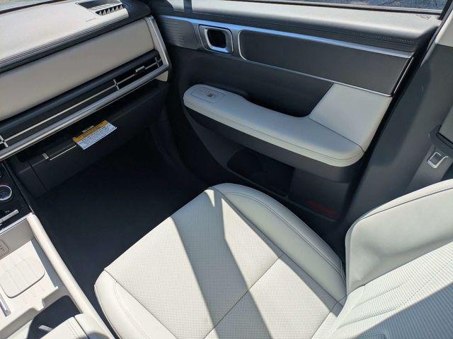 New 2027 Silver Hyundai SEL FWD image 18