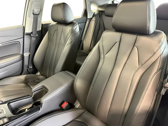New 2026 Platinum White Pearl Acura Base image 14