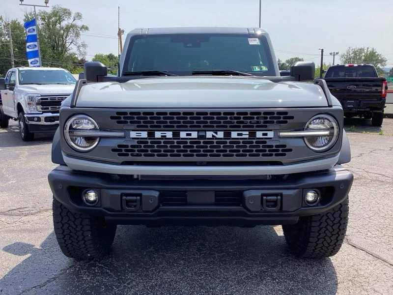 New 2026 White Ford Badlands image 2