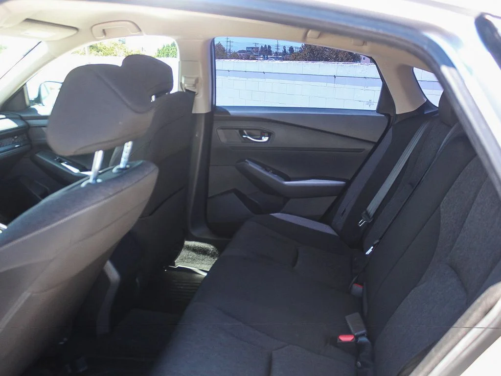 Certified Used 2023 Lunar Silver Metallic Honda LX image 19