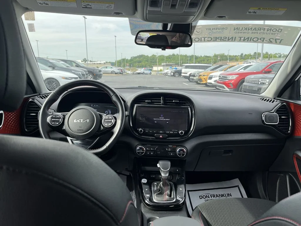 Used 2024 White Kia GT-Line image 10