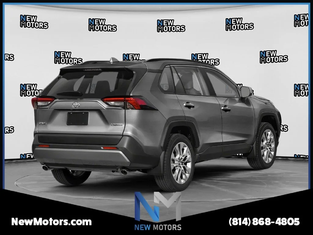 Used 2020 Silver Sky Metallic Toyota Limited image 2