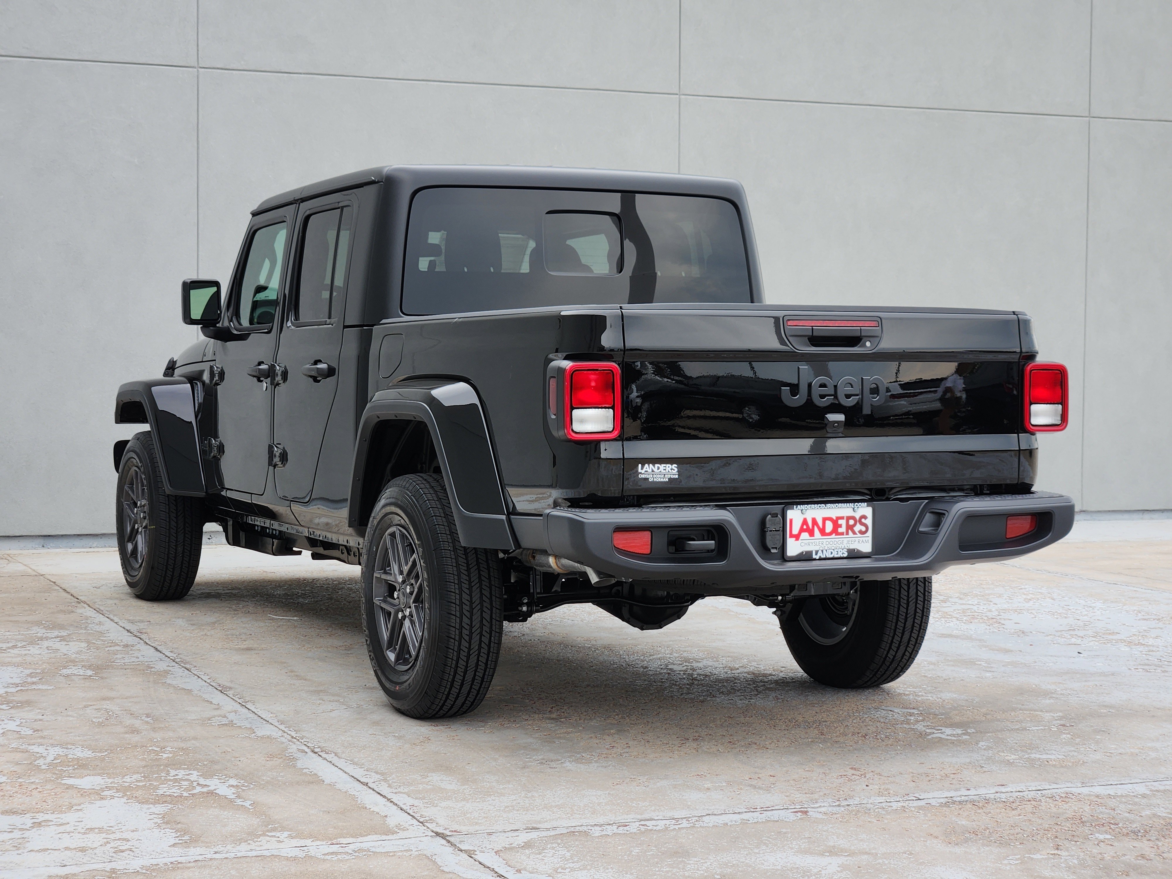 New 2026 Black Clear-Coat Exterior Paint Jeep Sport S image 3