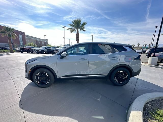 New 2026 Wolf Gray Kia EX image 4