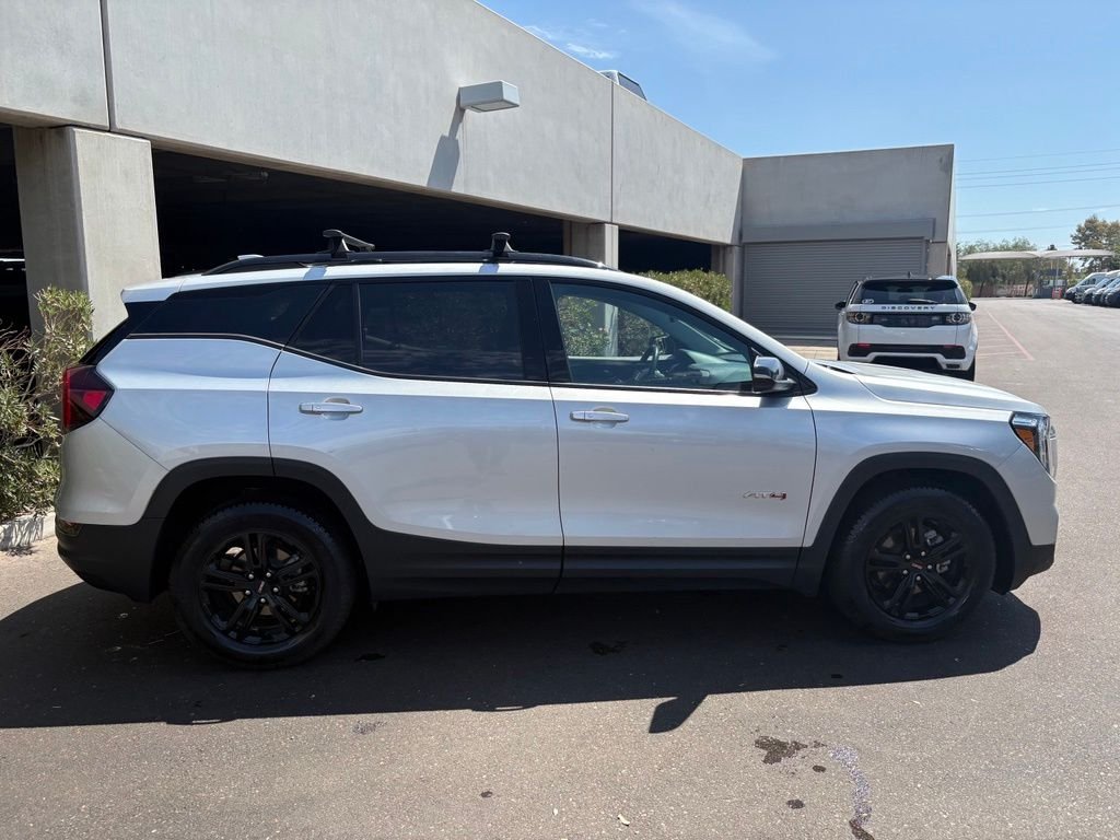 Used 2022 Silver GMC AT4 image 4