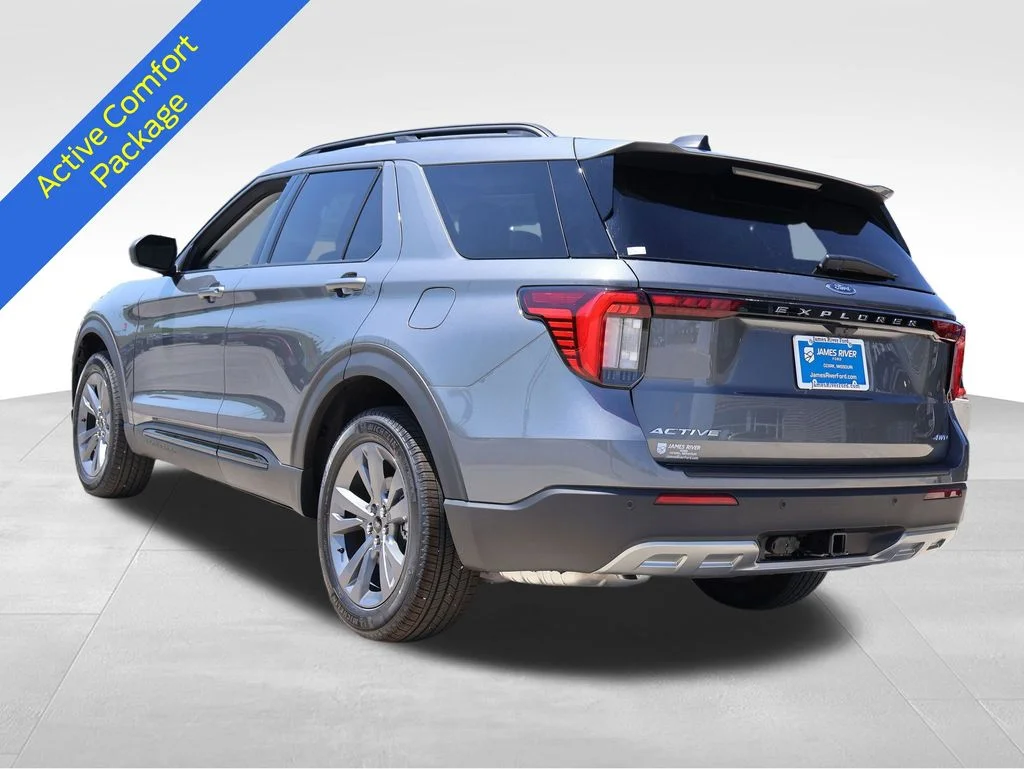 New 2026 Carbonized Gray Metallic Ford Active image 3