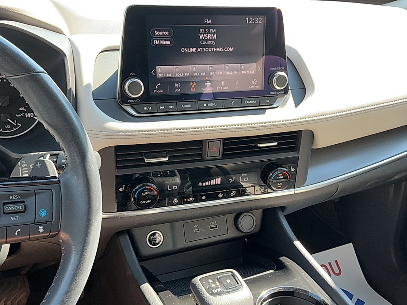 Used 2023 Pearl White Tricoat Nissan SV FWD image 12