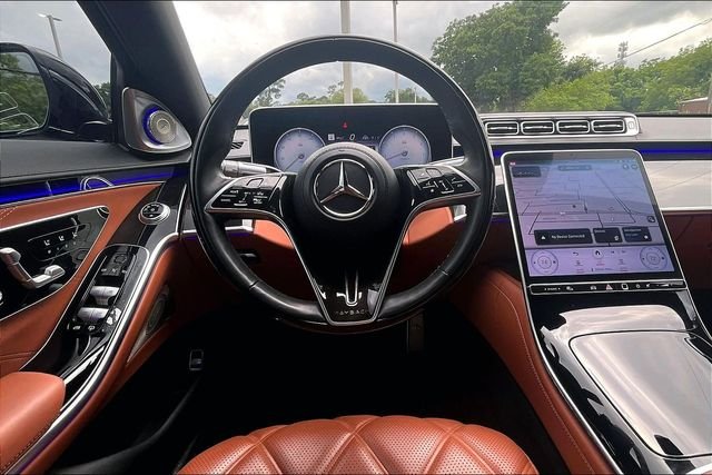 Used 2024 Brown Mercedes-Benz Maybach S 580 image 5