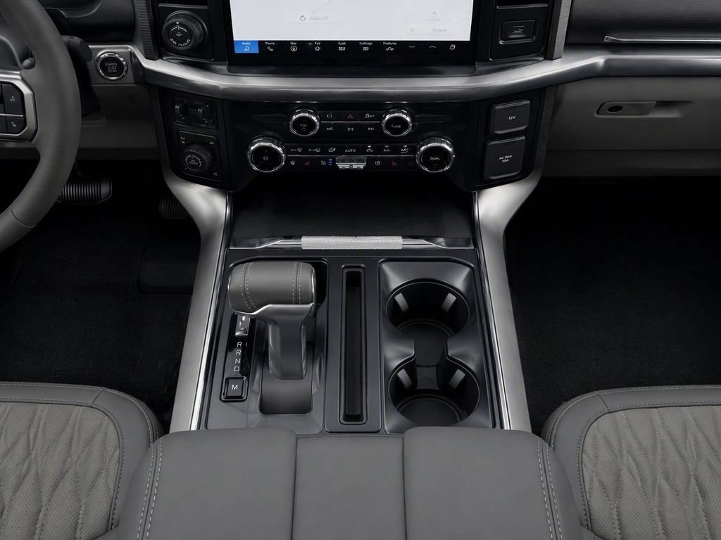 New 2026 Star White Metallic Tri-Coat Ford Platinum® image 14