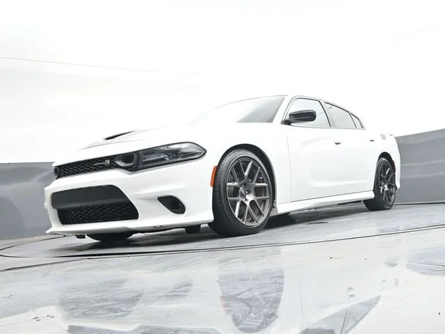 Used 2019 White Dodge R/T Scat Pack image 38