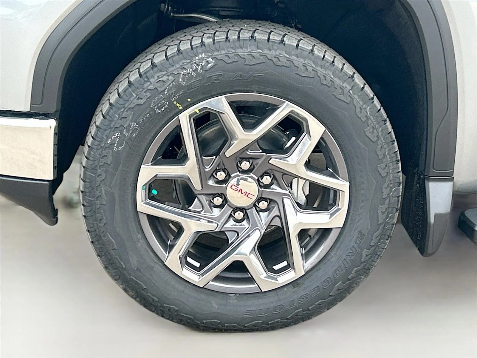2026 GMC Sierra 1500 SLT - Photo 29