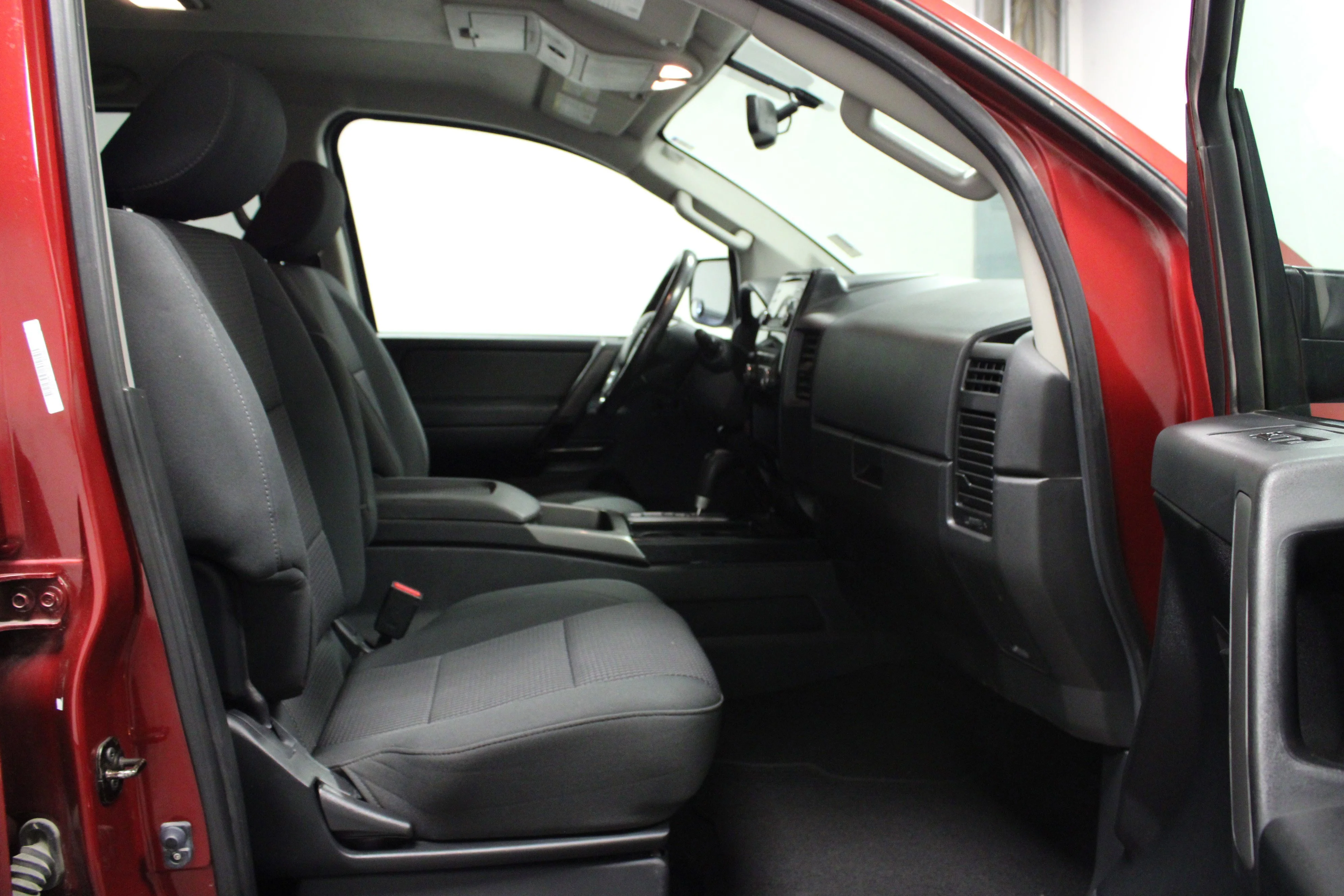 Used 2013 Cayenne Red Metallic Nissan SV image 16