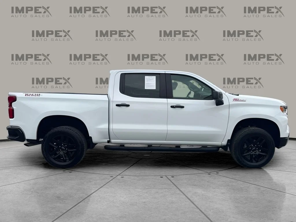 Used 2025 White Chevrolet LT Trail Boss image 6