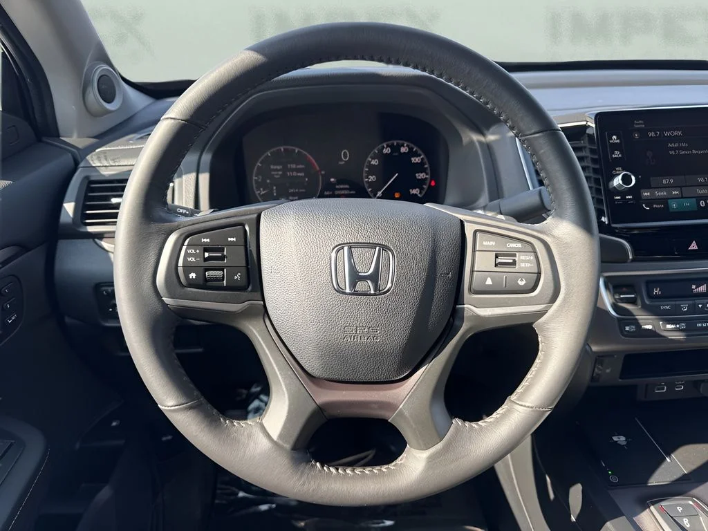Used 2025 Black Honda RTL image 15