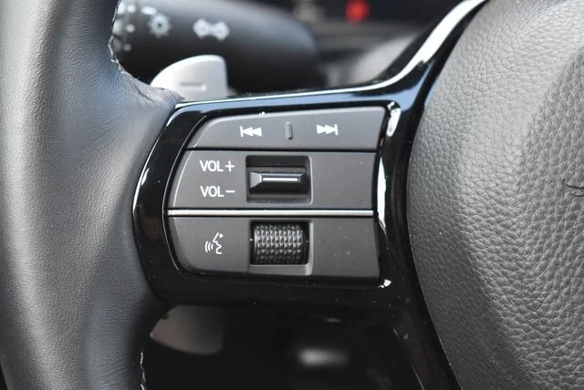 Certified Used 2025 Crystal Black Pearl Acura AWD image 15