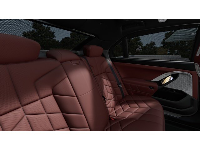 New 2026 Mineral White Metallic BMW 750e xDrive image 12