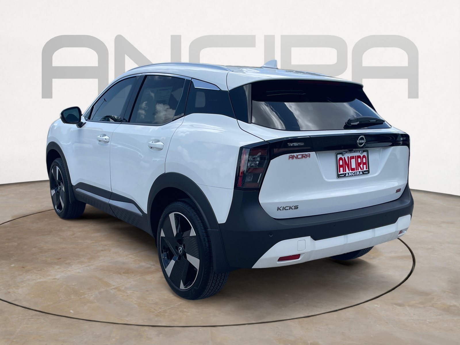 2026 Nissan KICKS SR - Photo 8