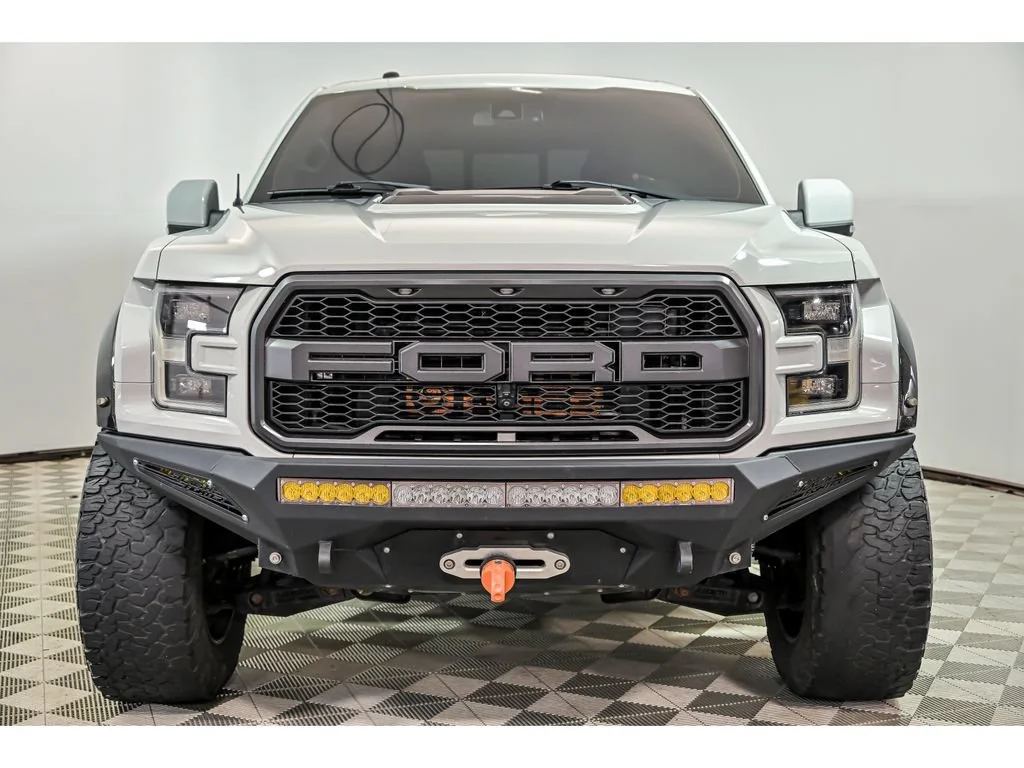 Used 2017 Gray Ford Raptor image 4